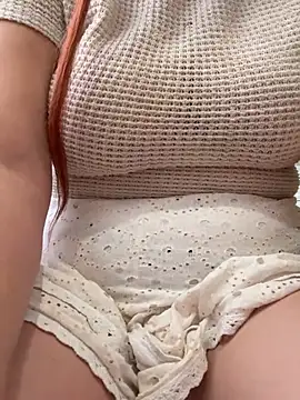 Maya Willis online show from July 25, 7:37 am