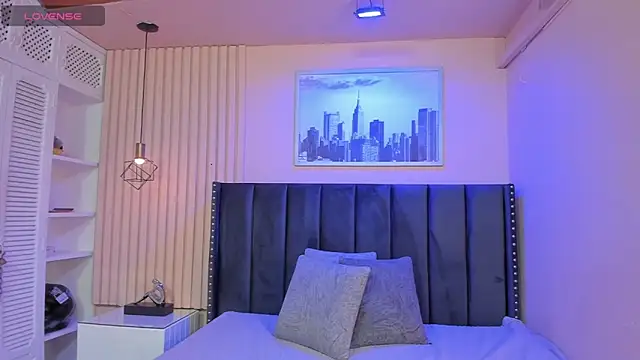 viiolett lee online show from October 22, 10:26 pm