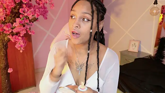 Snapshot of Elith_noa chatting on October 1, 7:41 pm Elith noa online show from October 1, 7:41 pm