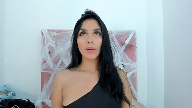 Snapshot of _miaquevedo_ chatting on October 7, 12:09 pm miaquevedo online show from October 7, 12:09 pm