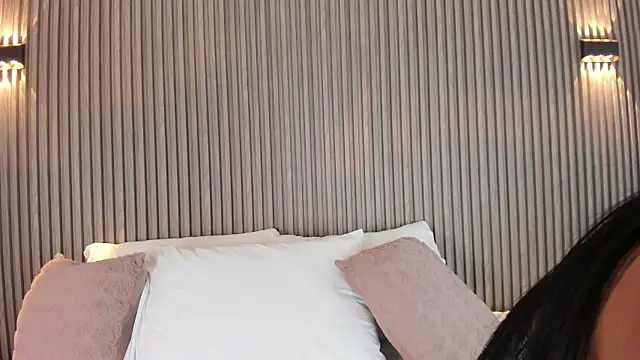 CaitlynCouper online show from March 13, 12:06 pm