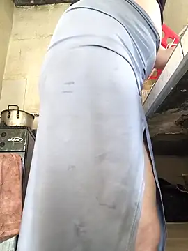 florecita9 online show from January 31, 7:11 pm