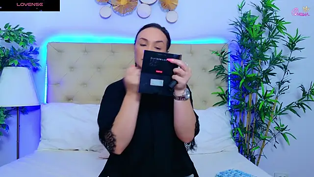 DaliyaArabian online show from July 2, 12:11 pm