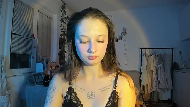 Jenny darling love online show from November 5, 8:25 pm