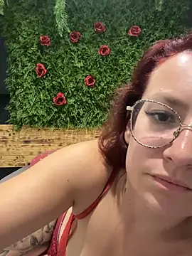 ladoucedu34 online show from July 18, 10:12 pm