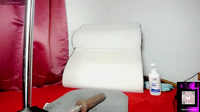 Tamaraa wet online show from April 29, 3:54 am
