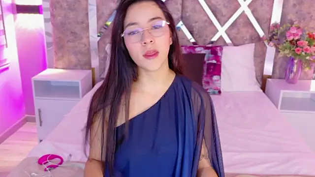 Susa1userma  online show from June 25, 11:34 am