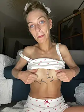 Bellalolahot online show from June 29, 2:18 am