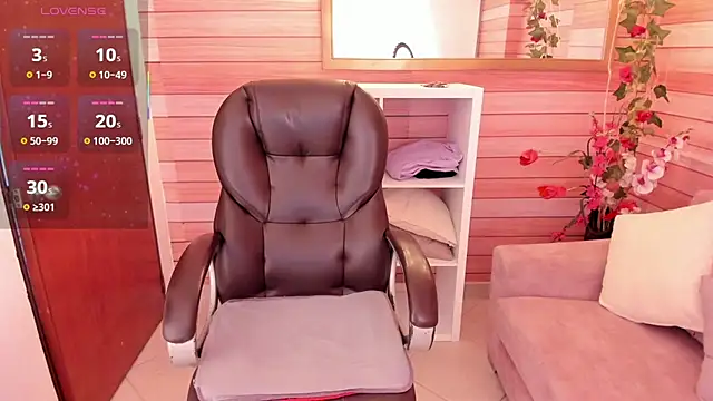 marien thomson  online show from February 20, 2:21 am