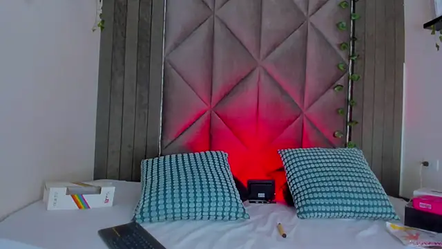 BriaConner  online show from July 24, 3:26 am