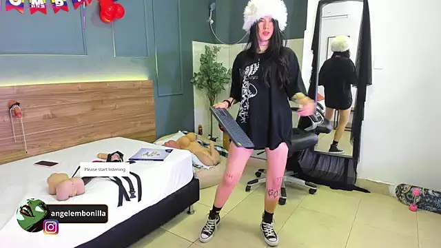 megan morgan01 online show from July 8, 12:51 pm