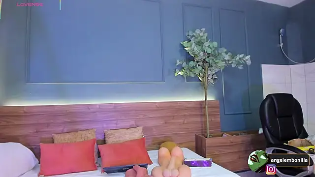 megan morgan01 online show from November 14, 12:38 pm