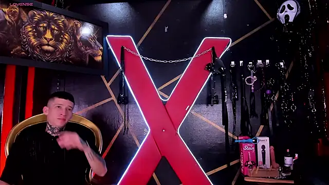 alexa n alex online show from April 30, 8:14 pm