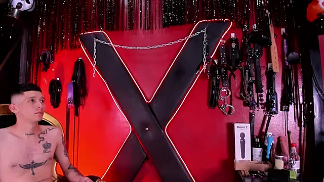 alexa n alex online show from November 26, 8:21 pm