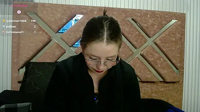  isaabellaa online show from June 13, 12:57 pm