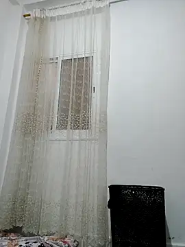 Sara-Arabica online show from November 6, 1:28 pm