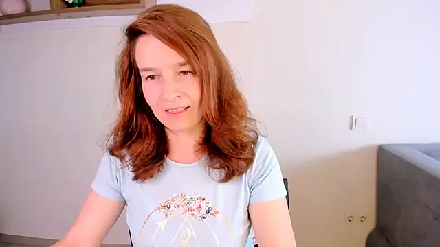   MaryLee   online show from July 26, 9:28 am