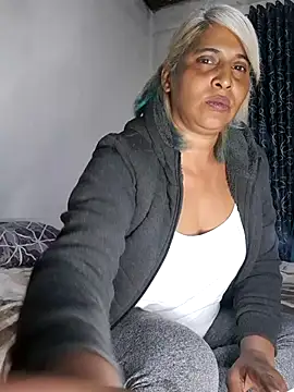 Goodgirlsue 77 online show from June 24, 6:07 pm
