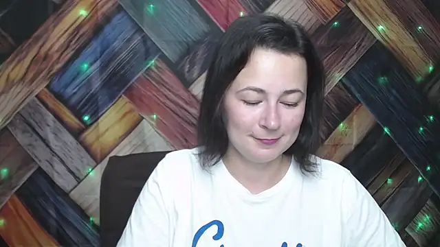 Snapshot of MarieSho chatting on September 17, 5:00 pm MarieSho online show from September 17, 5:00 pm