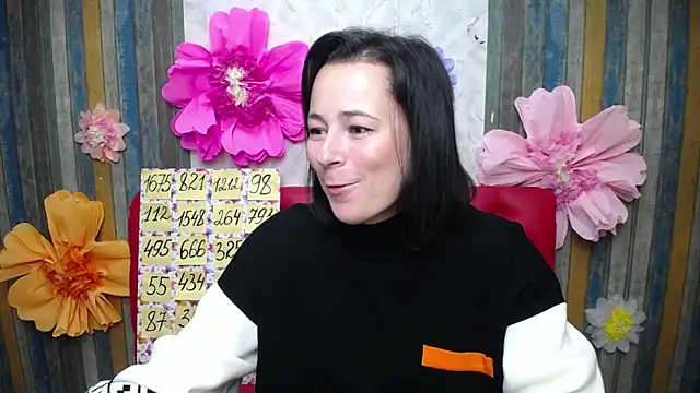 Snapshot of MarieSho chatting on October 10, 5:18 pm MarieSho online show from October 10, 5:18 pm