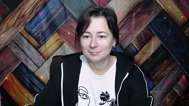Snapshot of MarieSho chatting on October 6, 6:41 am MarieSho online show from October 6, 6:41 am