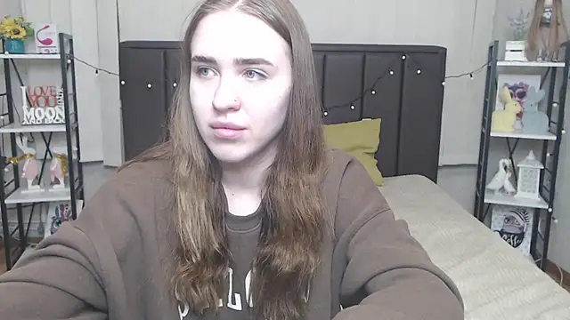 LauraHlot online show from October 1, 6:35 pm