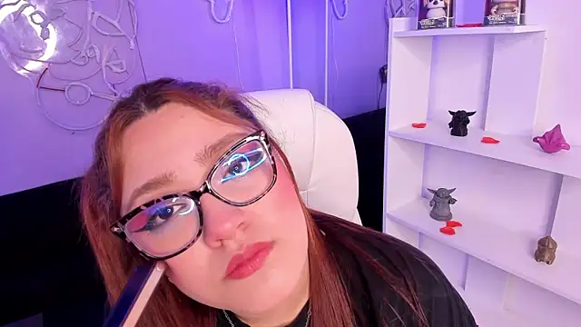 Camiila Osorio online show from February 11, 9:05 pm