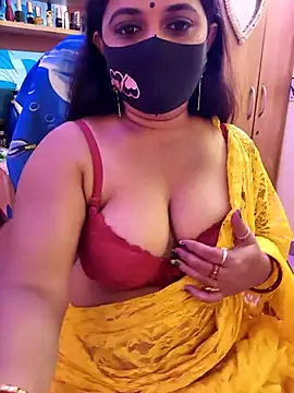 Snapshot of nisha_baby2 chatting on September 14, 7:39 am nisha baby2 online show from September 14, 7:39 am