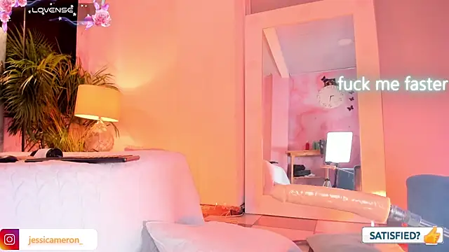 JESSI NAOMI online show from June 18, 5:31 am