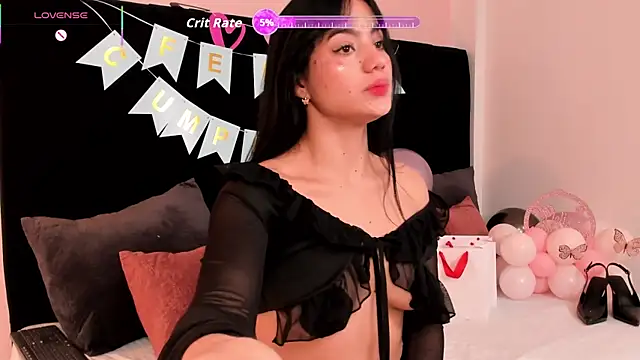 Snapshot of ariel_jonees chatting on October 1, 6:46 pm ariel jonees online show from October 1, 6:46 pm