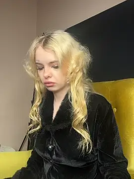 MisssLolaDarkAngel online show from November 23, 12:51 pm