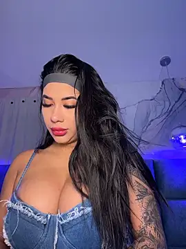 kiim taaylor online show from November 28, 11:24 am