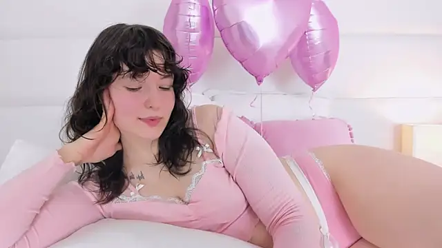 MoonAngelic online show from February 14, 2:46 am