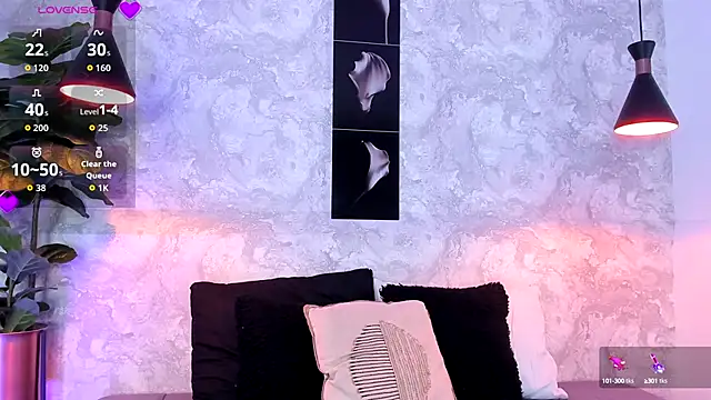 Snapshot of lilicooper_ chatting on September 13, 3:47 am lilicooper online show from September 13, 3:47 am