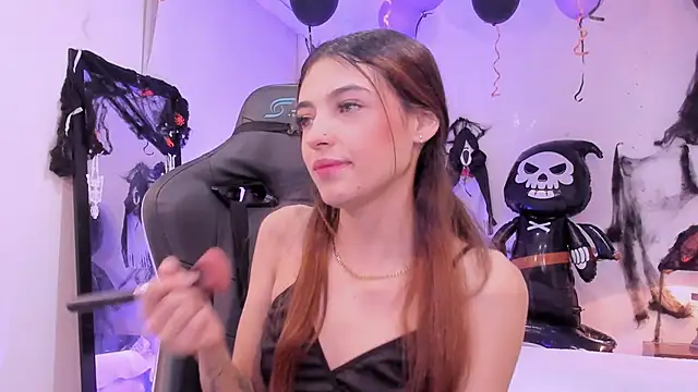 sofiarouge online show from October 30, 8:21 pm