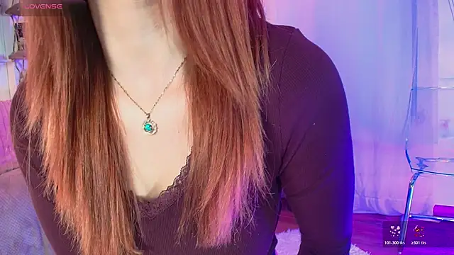 HANNAH LOVEE online show from May 1, 2:26 am