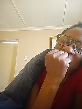 bustybillies online show from July 16, 10:42 am