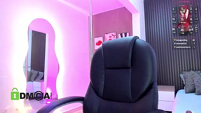 natasha  jackson online show from November 7, 12:44 pm