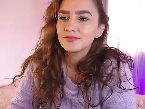 Snapshot of Lu_perez chatting on October 14, 5:15 pm Lu perez online show from October 14, 5:15 pm