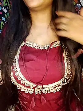 Sreya213 online show from March 14, 6:31 pm