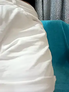 Snapshot of Rina777o chatting on September 8, 6:18 pm Rina777o online show from September 8, 6:18 pm