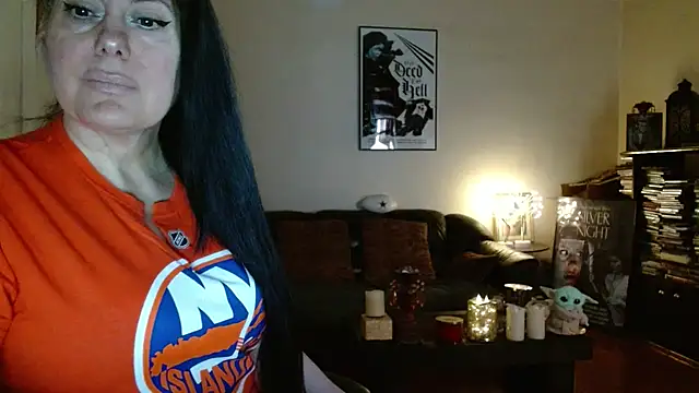 mandaloriangirls online show from February 1, 7:01 pm