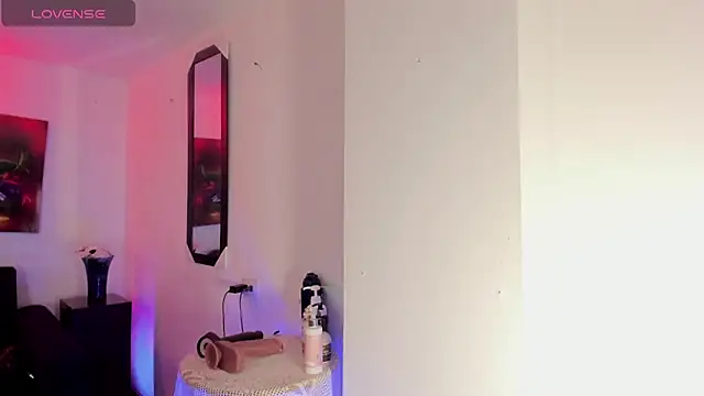 Venus R0se online show from November 16, 11:54 am