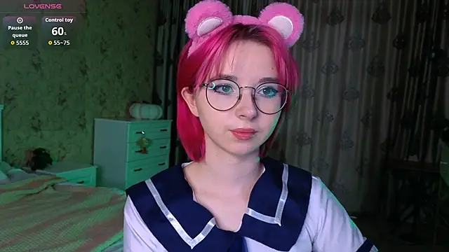 Nora Failure online show from September 12, 10:13 am