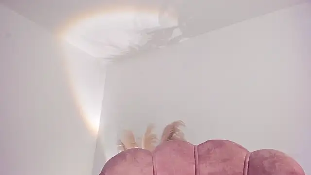 amelie murphy  online show from February 19, 5:01 pm