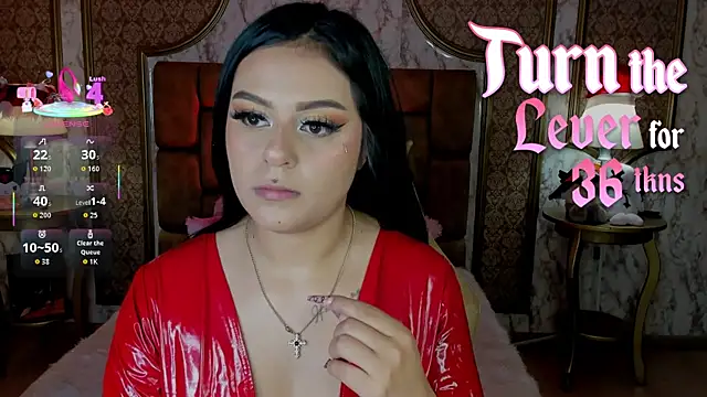 SoffiQueen online show from December 3, 1:35 pm