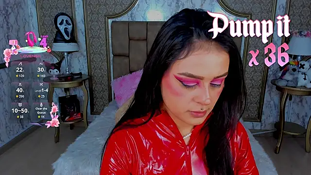 SoffiQueen online show from October 27, 8:47 pm