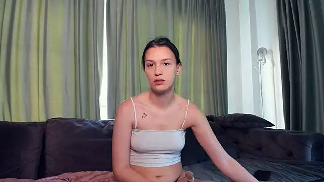 LaraStone69 online show from June 20, 5:44 am