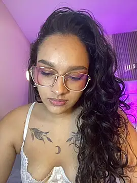 EMILYY FOXY online show from August 2, 7:17 pm