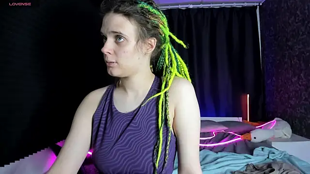 KIKI Krash online show from December 20, 10:41 am